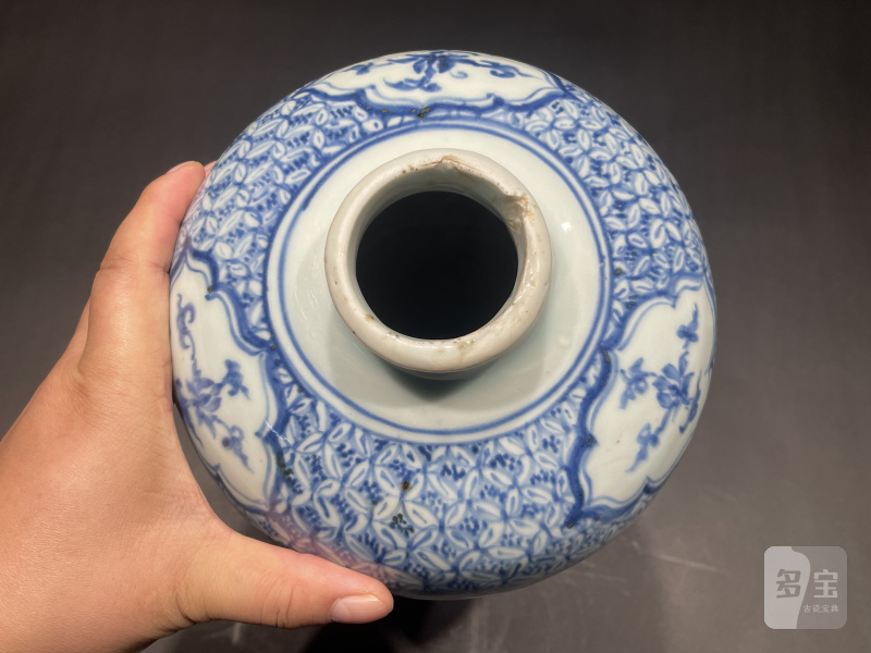 明正统 青花孔雀纹梅瓶 - 图9